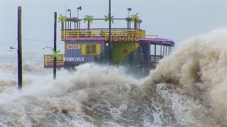 Mighty Hurricane Ike vs Storm Chasers Galveston Texas, Florida Keys