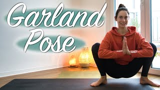 How to do GARLAND POSE | Malasana yoga pose for BEGINNERS