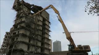 Bagger CAT 385 (kein Zeitraffer)