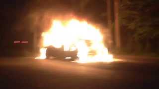 Jurmala, Kauguros sadeg auto 2 - burning car in latvia 2014