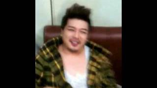 Shindong Gets Water Bombed [subbed]