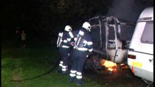 Brand in caravan, 49-jarige Pool gewond