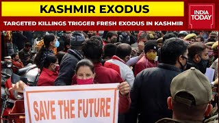 Targeted Killings In J\u0026K Trigger Fresh Exodus, Hundreds Of Kashmiri Pandits Reach Jammu