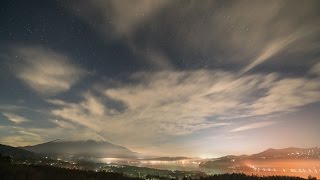 Night Timelapse at Lake Yamanaka in 4K ☆ 山中湖パノラマ台からの星空タイムラプス