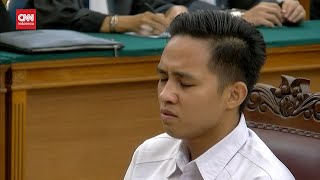 Dituntut 12 Tahun, Eliezer Menangis dan Pendukung Histeris