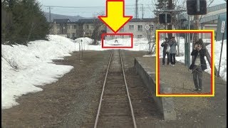 レールエンドが見える廃線が濃厚な区間の下徳富駅～新十津川駅間を走行するキハ40系の前面展望