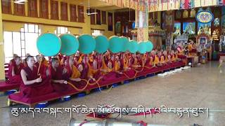 ༈ ཀློག་པ་ཐོས་བསམ་གྱི་འཁོར་ལོ་ཆུ་མདའ་དཔྱིད་ཆོས་ཆེན་མོའི་ཆོས་ཐོག་སྐབས། ཆུ་མདའ་བསྐང་གསོ་ཆེན་མོ་ཞེས་ཚོགས