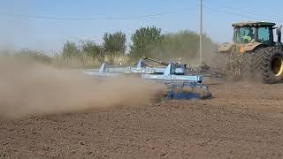 John Deere 8285 and giant Lemken - kultivovanie