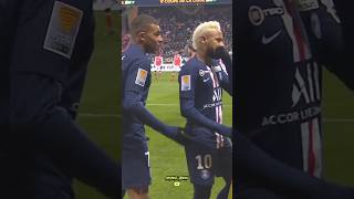 Neymar and Mbappe joking with Reims😆