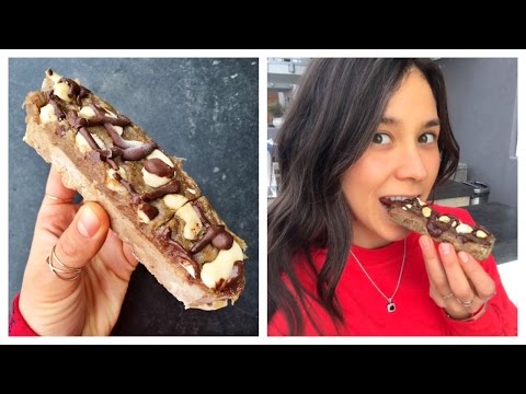 HEALTHY SNICKERS BAR! (Raw Vegan) HEALTHY SNICKERS BAR! (Raw Vegan)