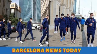 Barcelona players take a stroll in Riyadh before El Clasico