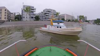 Lotse ELBE 2 als Kameraboot