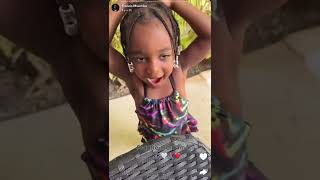 COCO EMILIA, FRANCIS MVEMBA ET LEUR FILLE EN VACANCES AU SÉNÉGAL 😘