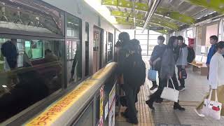 多摩モノレール立川南駅２番線／【多摩センター行き】電車発着動画