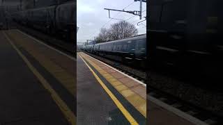 GWR 800025 \u0026 800030 passing Theale 21/1/25