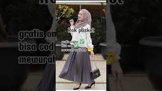 Rok plisket cantik seperti istri gojo