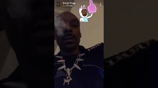 Snoop Dogg listening to F.D.T. by G-Eazy while smoking a blunt | Hip Hop