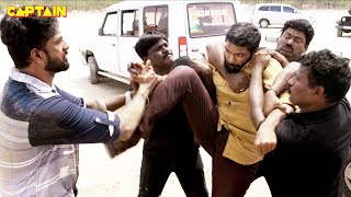 जांबाज पुलिस अफसर ने गुंडों की जमकर की पिटाई| जबरदस्त सीन | Thuppaki Munnai | Vikram Prabhu, 2021