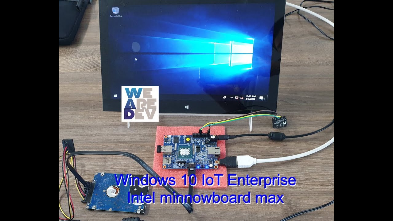 Windows 10 IoT Enterprise Demo Using Intel Minnowboard Max - YouTube