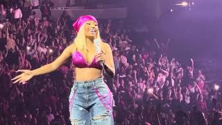 Nicki Minaj - Starships (Live) 4K