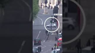 Moment car crashes into Downing Street gates