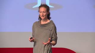 Combining artists and entrepreneurs for innovation | Elizabeth Mischler | TEDxLondonBusinessSchool