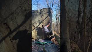 Jet-Puffed v5 Walden’s Ridge Chattanooga Bouldering #bouldering #rockclimbing #nature #new #climb