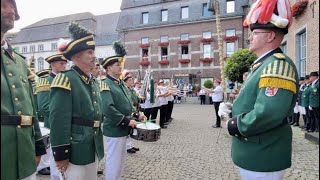 Düsseldorf Schützenfest 15. Juli 2023 - Zapfenstreich vor dem Rathaus in Düsseldorf