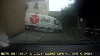 DPD driver in a tight squeeze