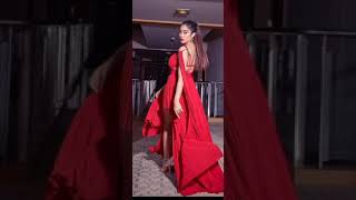 janhvi kapoor looking gorgeous in red dress || hot photos || 🥰