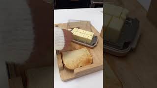 Accessible Kitchen Gadgets - One-handed multipurpose cutting board