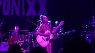 Kelissa opening for Chronixx, \