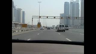 Driving into Booming Dubai 2008