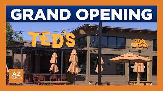 Fans camp out overnight for opening of Ted’s Hot Dogs in Chandler