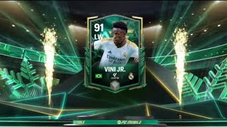 Is the NEW Vini Jr card worth it in FC mobile?