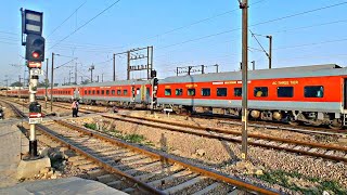 15274 आनंद विहार रक्सौल सत्याग्रह एक्सप्रेस-LHB डिब्बो के साथ आनंद विहार से अपनी यात्रा शुरू करतेहुए