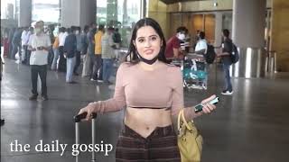 Urfi Javed Purposely Open Her Pant Button & Snapped At Airport