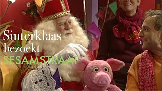 Sinterklaas - Sint bezoekt Sesamstraat (Een bijzonder geschenk)