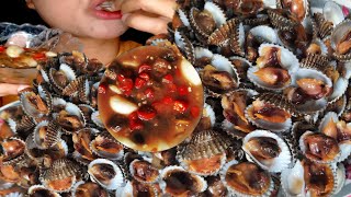 ASMR MUKBANG| Eating show| eating oyster so yummy| ញ៉ាំងាវជាមួយទឹកអំពិលទំុនិងម្ទេសហិរឆ្ងាញ់