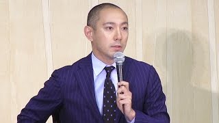 市川海老蔵さんが会見、妻・麻央さんの乳がん公表　「比較的深刻」