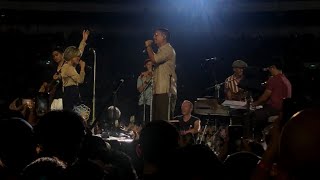 Maliq & D'Essentials - Senja Teduh Pelita [with Coldplay introduction] (Acoustic Live 15/11/2023)
