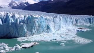 ペリト・モレノ氷河の大崩落　Perito Moreno Glacier｜西遊旅行