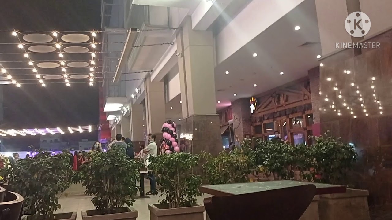 Lucky One Mall Karachi Pakistan - YouTube