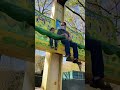 little boy has a ride with dad at flushing meadows corona park 1 混血宝宝宝和爸爸玩游乐场