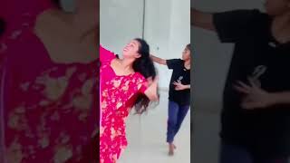 නැටුම් ටීච කෙනෙක් නම් හා අම්මේ.. 😍#shortsfeed #shortvideo #short #dance #viralshorts #viralvideos