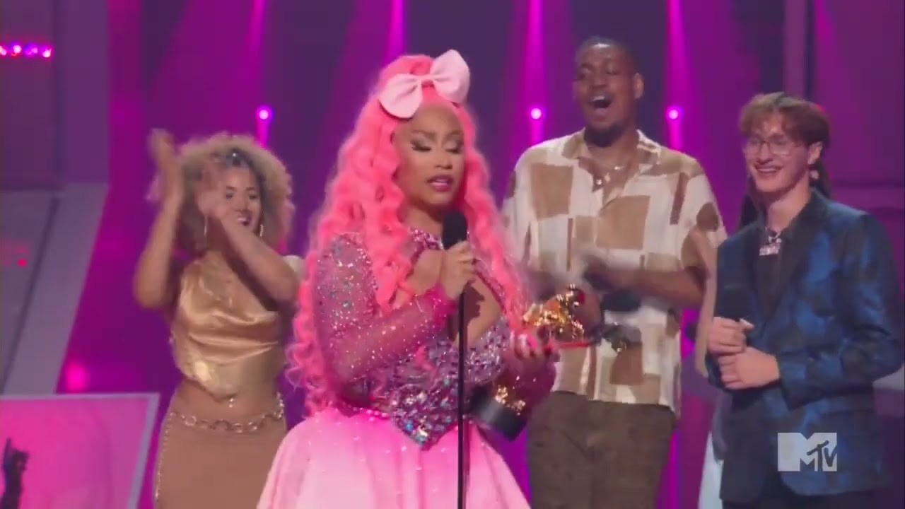 Stan Twitter Nicki Minaj Baaarbz Youtube