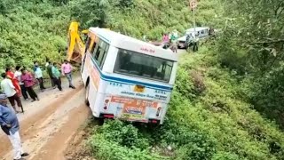 उत्तराखंड रोडवेज बस गई खाई की ओर देखें खौफनाक वीडियो CHAMOLI KARNAPRAYAG ROADWAYS BUS