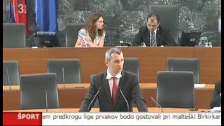 Minister Samo Omerzel na izredni seji državnega zbora TEŠ 6, 16.07.2013 -- 1/8