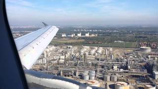 Landing in Vienna with Fly Niki Airbus A320