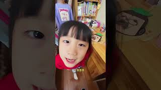 1+2又开始发疯了！姐姐写作业非把姐姐作业本给撕了 #萌娃 #搞笑 #funny